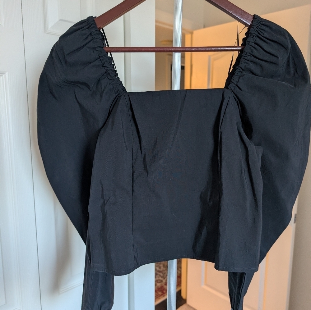 Levi's Louise Black Puff Sleeve Top - Picture 4 of 5